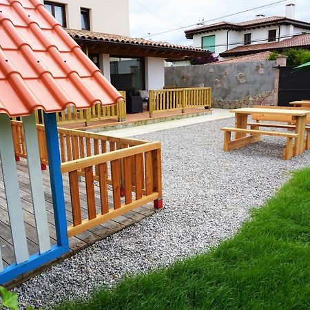 Apartamentos La Playina Llanes Zewnętrze zdjęcie
