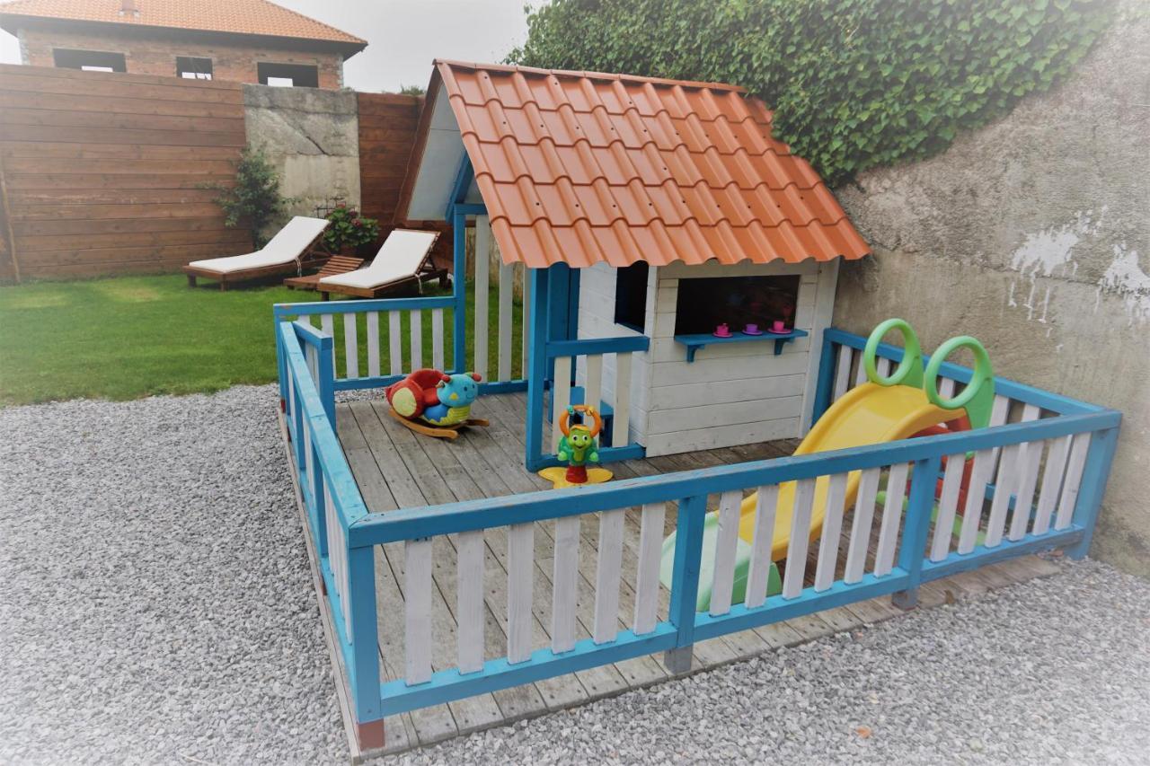 Apartamentos La Playina Llanes Zewnętrze zdjęcie